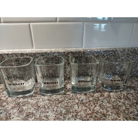 Jack Daniels Rocks Glasses Old No. 7 Low Ball Drink Whiskey Glass Lot Of 4 Bar - Picture 2 of 4